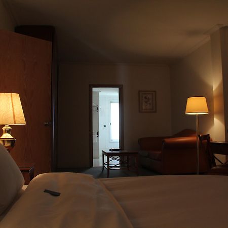 Napoleon Hotel Beirut Esterno foto