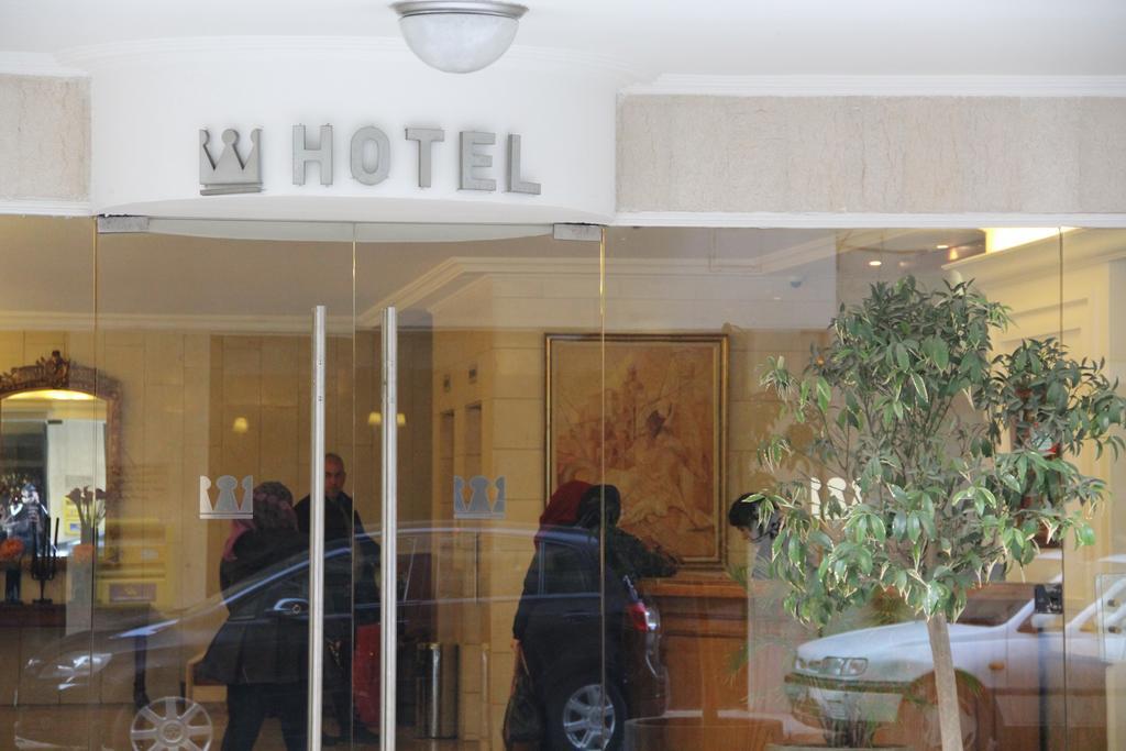 Napoleon Hotel Beirut Esterno foto