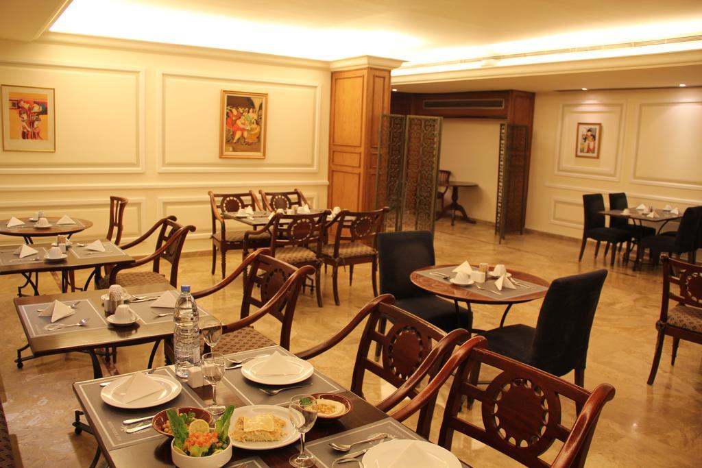 Napoleon Hotel Beirut Esterno foto