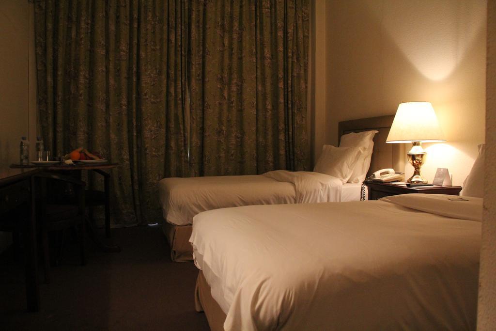 Napoleon Hotel Beirut Esterno foto