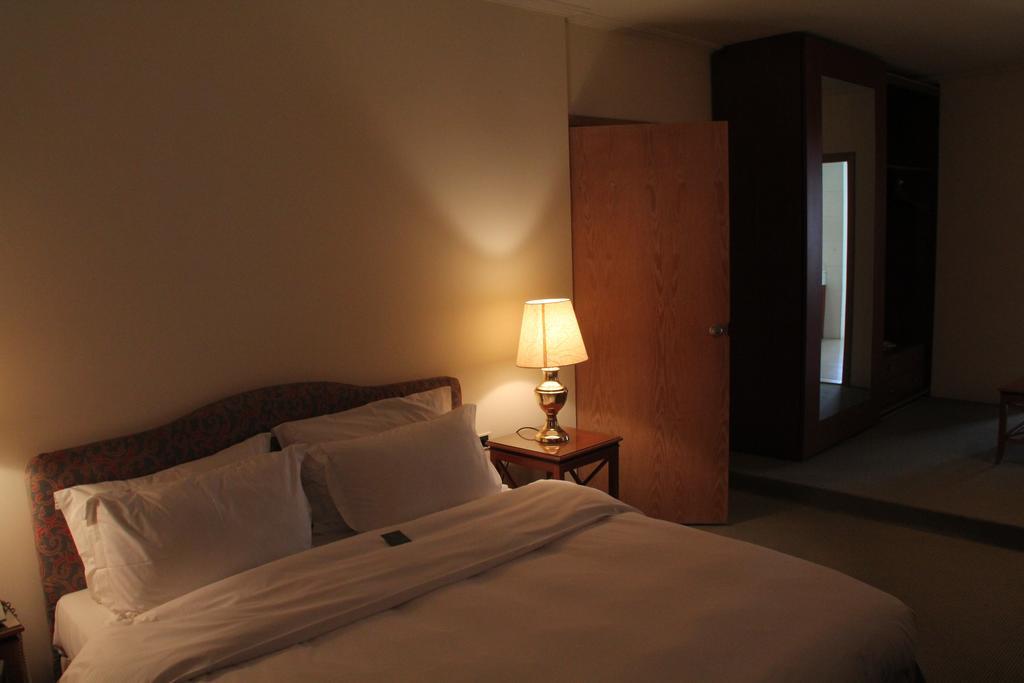 Napoleon Hotel Beirut Esterno foto