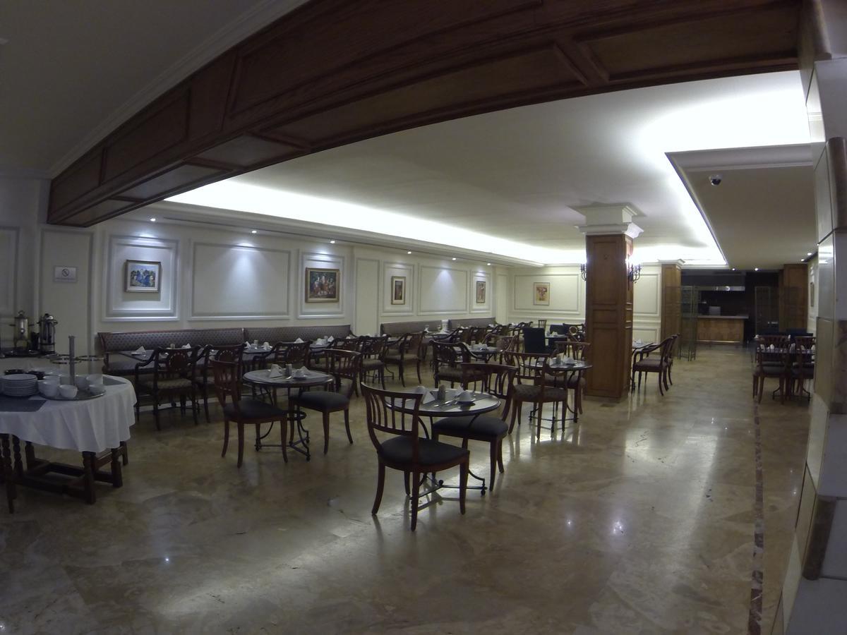 Napoleon Hotel Beirut Esterno foto